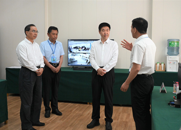 副省长宋争辉调研指导高招录取准备工作2.jpg