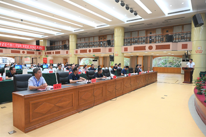 调研指导我省高招录取工作3.jpg